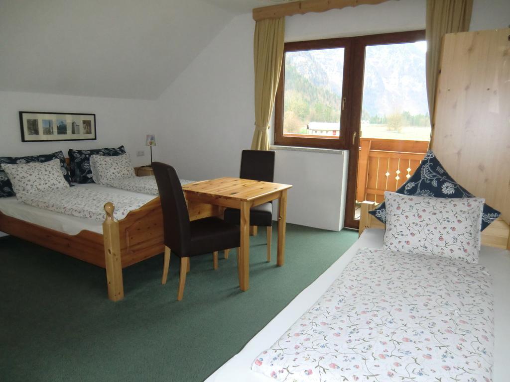 Haus Rye B&B Obertraun Ruang foto